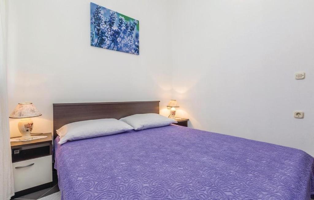 Apartmani Ivankovic Karlobag Εξωτερικό φωτογραφία