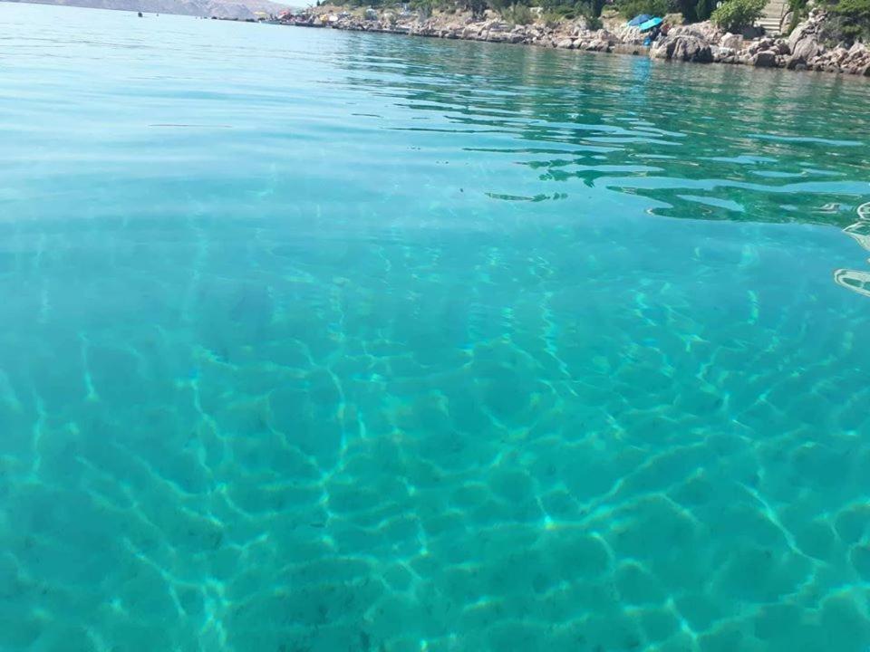 Apartmani Ivankovic Karlobag Εξωτερικό φωτογραφία