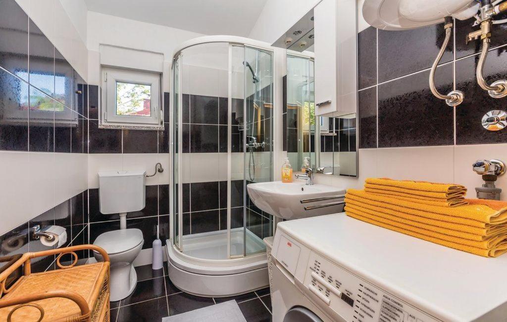 Apartmani Ivankovic Karlobag Εξωτερικό φωτογραφία