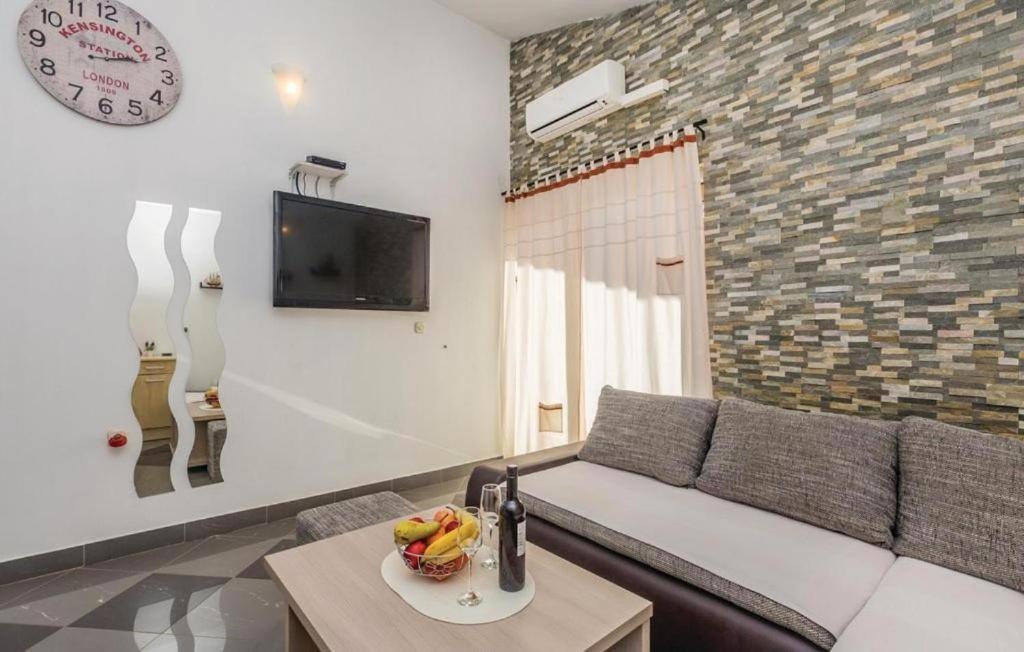 Apartmani Ivankovic Karlobag Εξωτερικό φωτογραφία