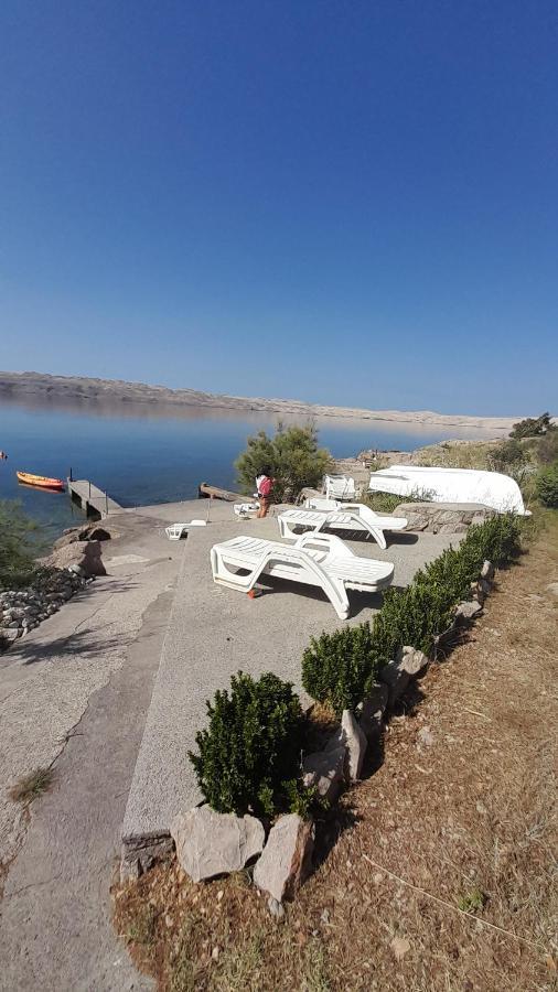 Apartmani Ivankovic Karlobag Εξωτερικό φωτογραφία