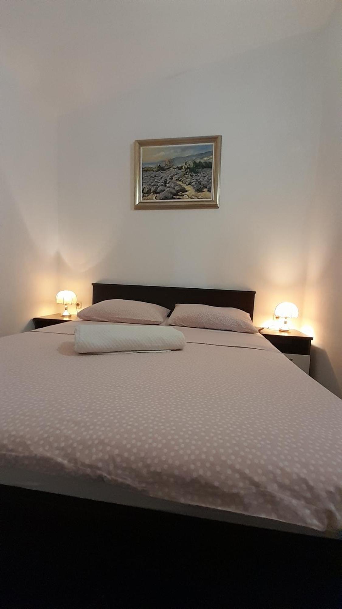 Apartmani Ivankovic Karlobag Δωμάτιο φωτογραφία