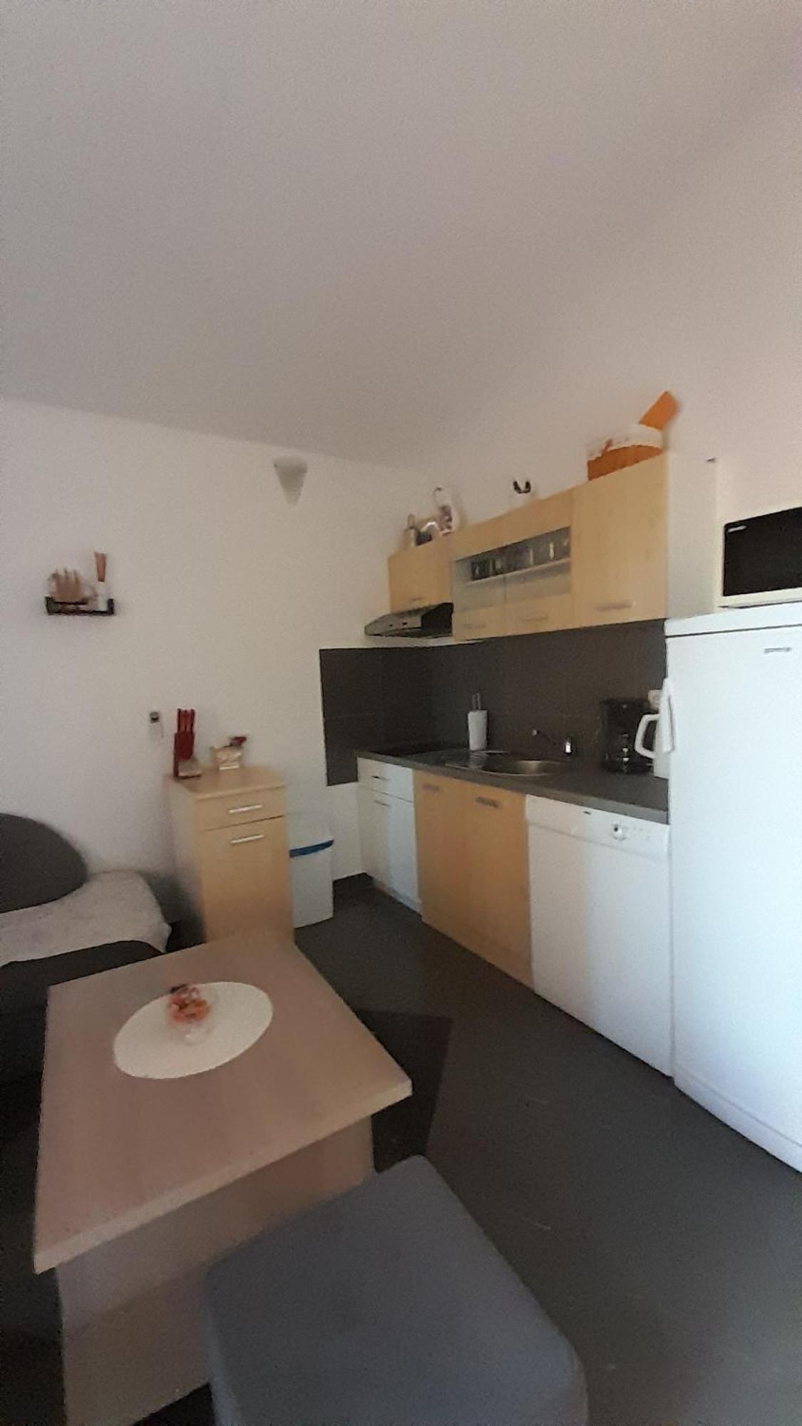 Apartmani Ivankovic Karlobag Δωμάτιο φωτογραφία